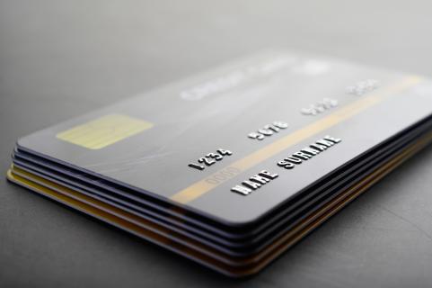 Какую дебетовую карту выбрать и оформить в Армении в 2025 году?
